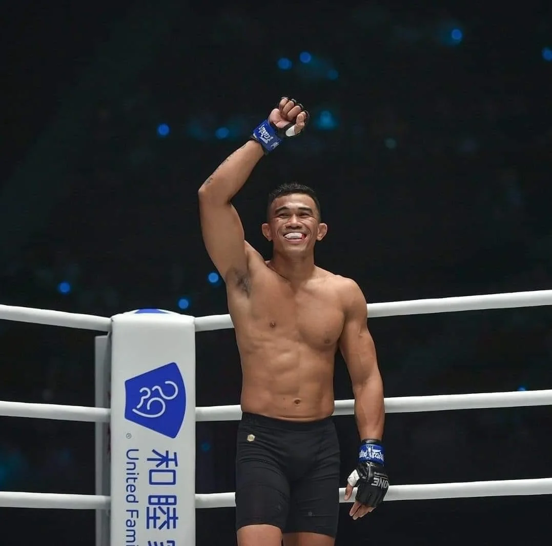 Jun Tan nach einem Kampf im Ring